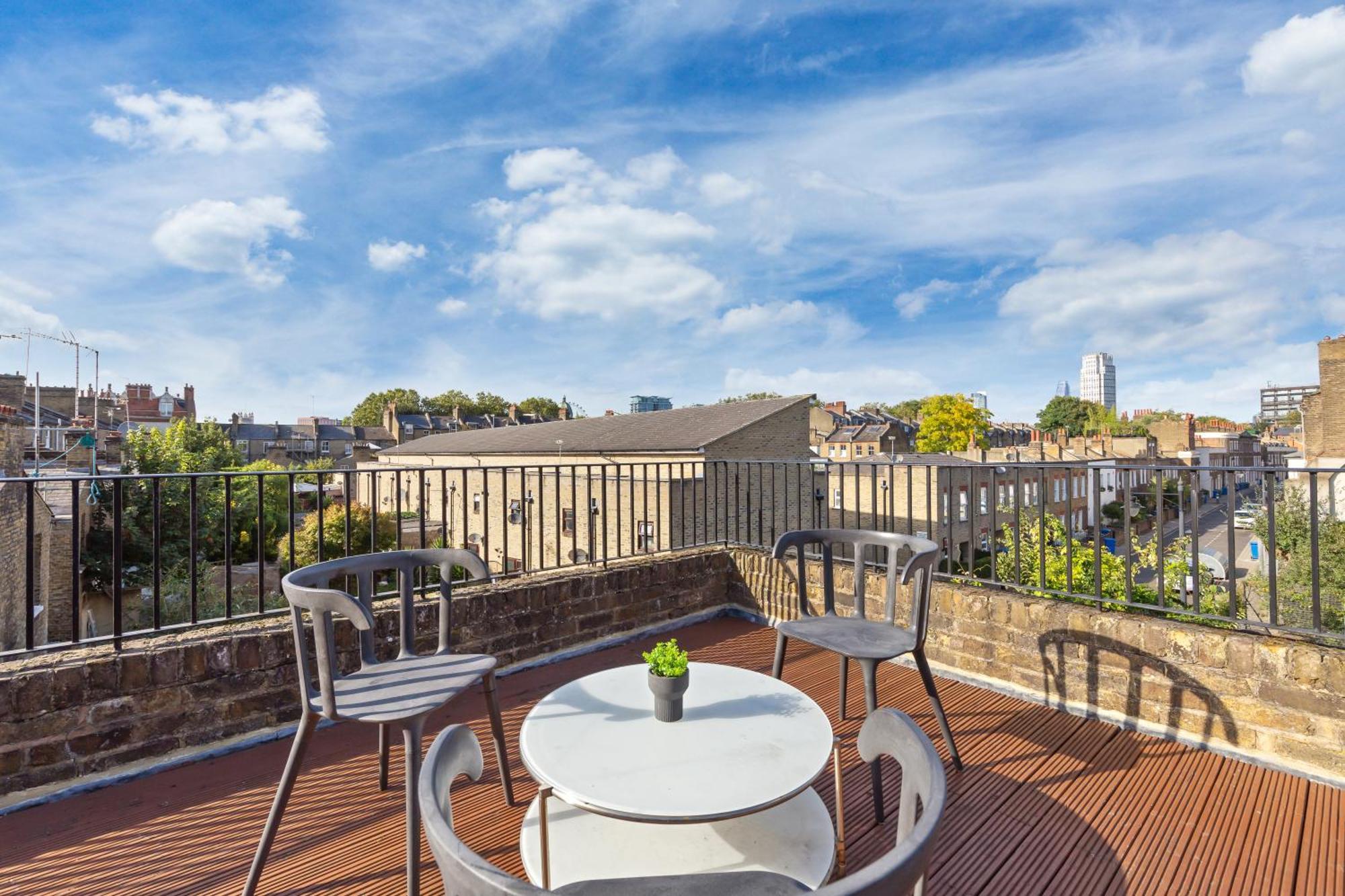 Luxury 4 Bedroom Flat With Stunning Shard View From Terrace In Central London! Next To Station, Sleeps 9 Екстер'єр фото