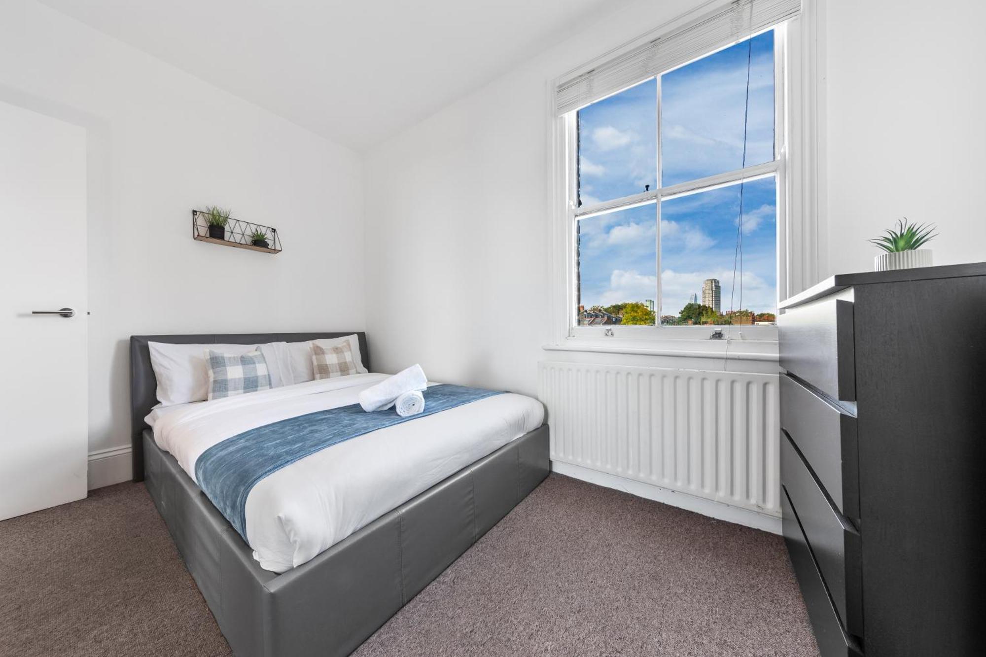 Luxury 4 Bedroom Flat With Stunning Shard View From Terrace In Central London! Next To Station, Sleeps 9 Екстер'єр фото